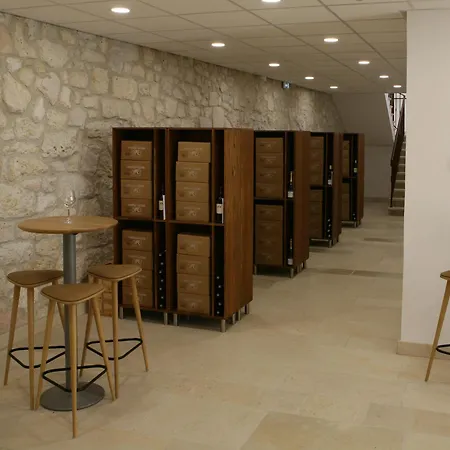 Hotel Chateau Lecusse - La Grande Roche - Hotel, Spa, Boutique & Restaurant